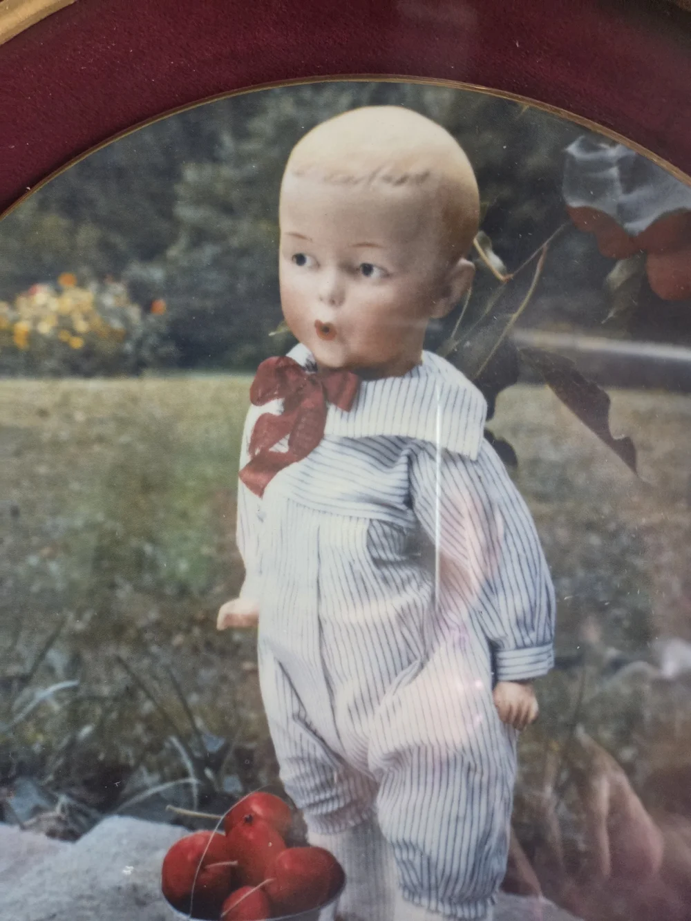the doll collection decorative round